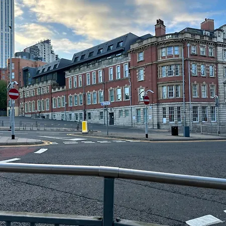 Cosy Apartment Leeds City Centre - Sleeps Up To 4 Exterior photo