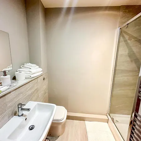 Cosy Apartment Leeds City Centre - Sleeps Up To 4 Exterior photo